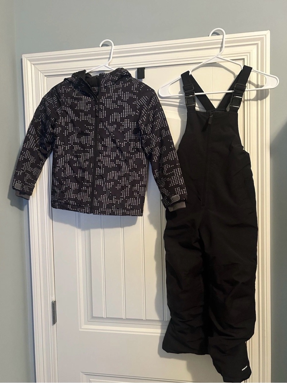 Lands' End Black Snow Bibs and Black Patterned Jacket